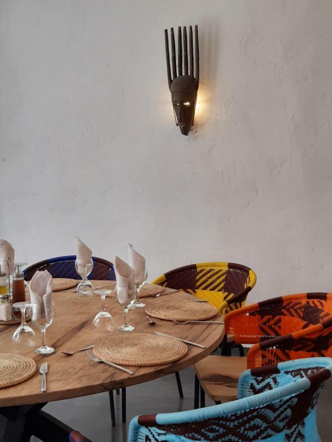 Siki Hotel Saint-Louis Dış mekan fotoğraf